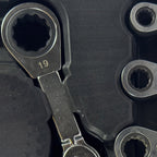 Ratschenschlüssel Skelett 9 – Seitenansicht Griff und Ergonomie